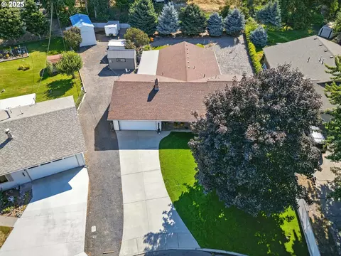 1374 SW 39th St, Pendleton, OR 97801
