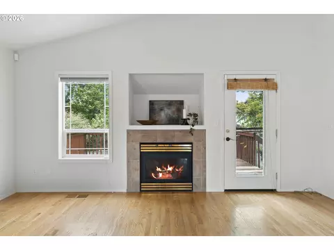 Living - 1251 SE Glacier Ln, Gresham, OR 97080 photo 7 of 7