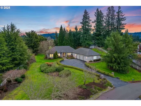 18420 S Cadle Creek Ln, Oregon City, OR 97045