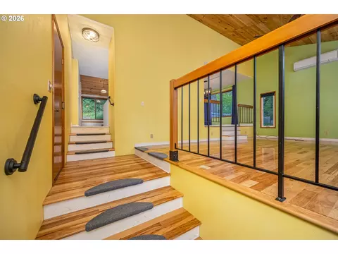 Entry Way - 3827 Vine Maple St, Eugene, OR 97405 photo 1 of 1
