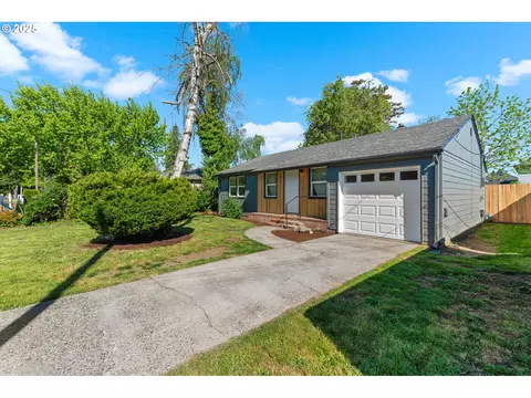 2504 E 25th St, Vancouver, WA 98661