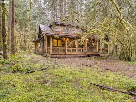 26715 E Still Creek Rd, Rhododendron, OR 97049