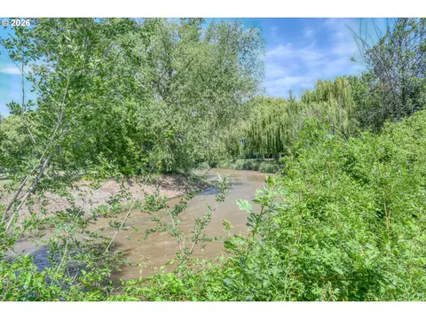 View/Area - 1303 SW 41st St, Pendleton, OR 97801 photo 2 of 2