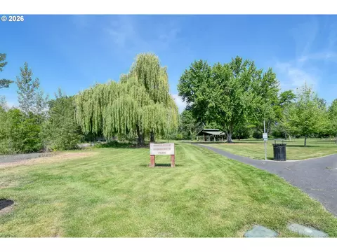 Exterior - 1303 SW 41st St, Pendleton, OR 97801 photo 8 of 9