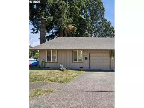 3944 SE Monroe St #A, Milwaukie, OR 97222