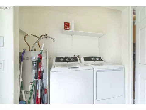 Other - 2019 E St, Springfield, OR 97477 photo 7 of 10