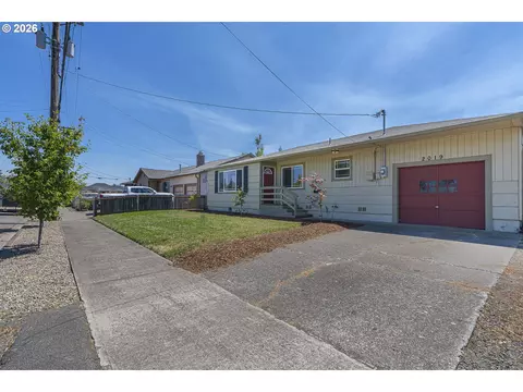 Other - 2019 E St, Springfield, OR 97477 photo 2 of 10