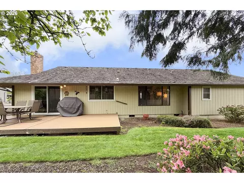 Exterior - 3312 SW 26th St, Gresham, OR 97080 photo 4 of 7