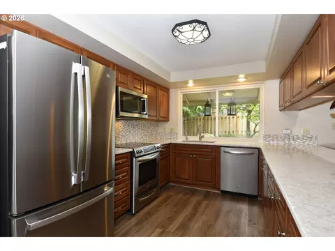 Kitchen - 3312 SW 26th St, Gresham, OR 97080 photo 1 of 4