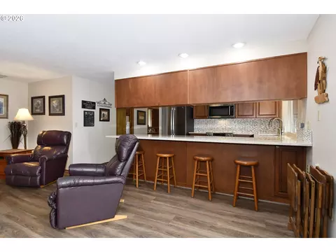 Kitchen - 3312 SW 26th St, Gresham, OR 97080 photo 4 of 4