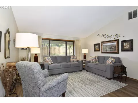 Living - 3312 SW 26th St, Gresham, OR 97080 photo 2 of 5
