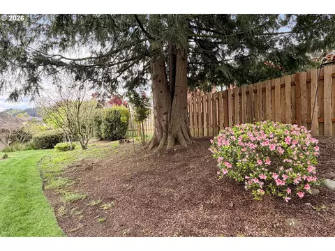 Exterior - 3312 SW 26th St, Gresham, OR 97080 photo 2 of 7
