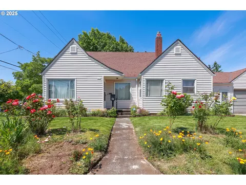 3633 SE 68th Ave, Portland, OR 97206