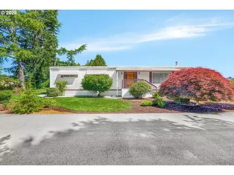 15130 S Maplelane Rd #14, Oregon City, OR 97045