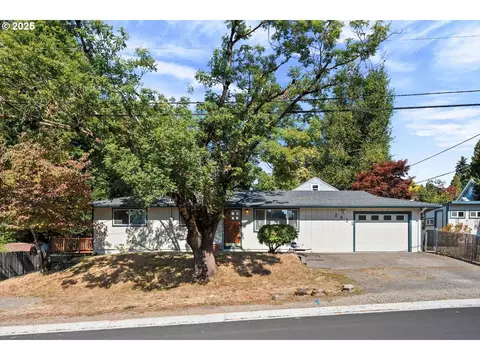2821 SE Roswell St, Milwaukie, OR 97222