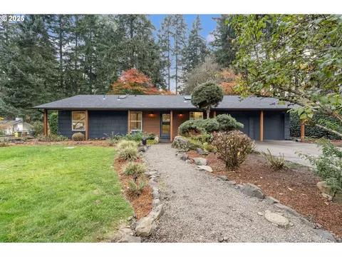 6050 Fernbrook St, Lake Oswego, OR 97035