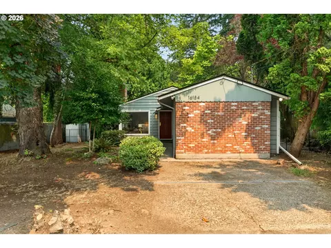 16184 Lake Forest Blvd, Lake Oswego, OR 97035