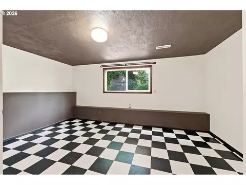 Other - 2030 SE Paloma Dr, Gresham, OR 97080 photo 5 of 9