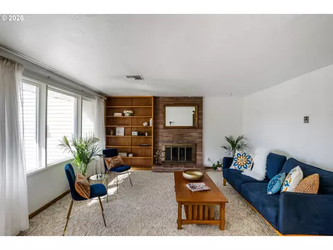 Living - 184 E Hatton Ave, Eugene, OR 97404 photo 1 of 5