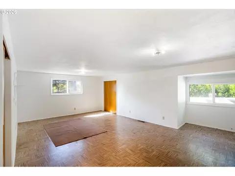 Living - 184 E Hatton Ave, Eugene, OR 97404 photo 4 of 5