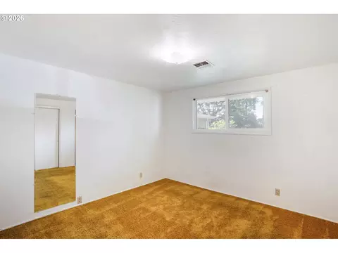 Bedroom - 184 E Hatton Ave, Eugene, OR 97404 photo 1 of 8
