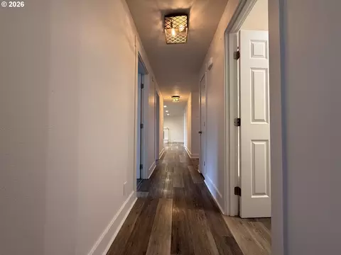 Entry Way - 788 Cornwall Ave, Eugene, OR 97404 photo 2 of 2