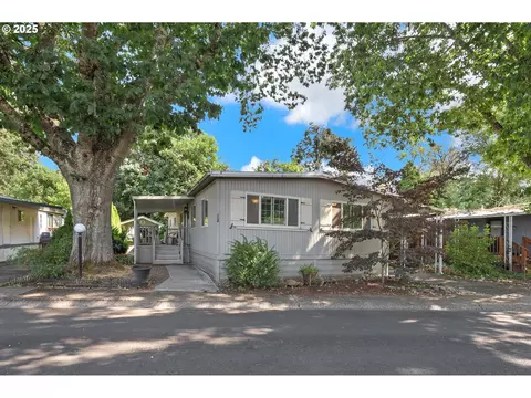 1475 Green Acres Rd #12, Eugene, OR 97408