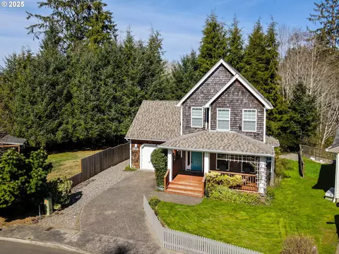 1255 Jeffrey Dr, Seaside, OR 97138