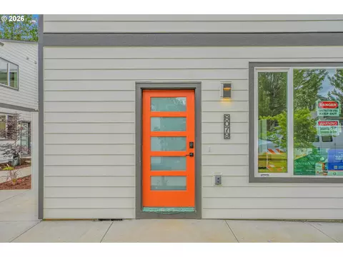 8079 SE Carlton St, Portland, OR 97206