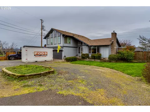 2790 23rd St, Springfield, OR 97477