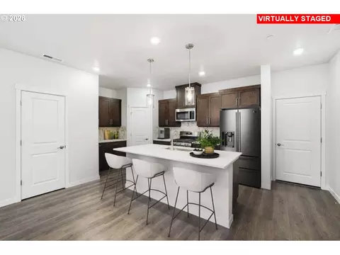 Kitchen - 3688 SW 40th St, Gresham, OR 97080 photo 1 of 1