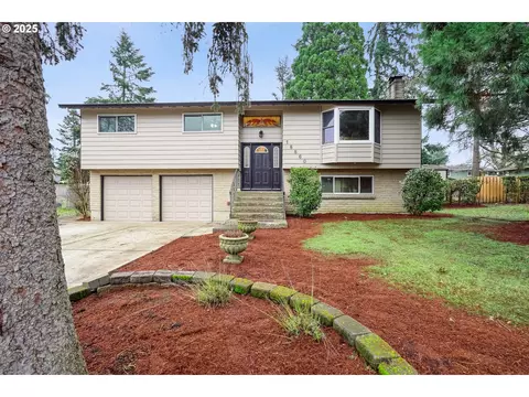 18860 Shenandoah Dr, Oregon City, OR 97045
