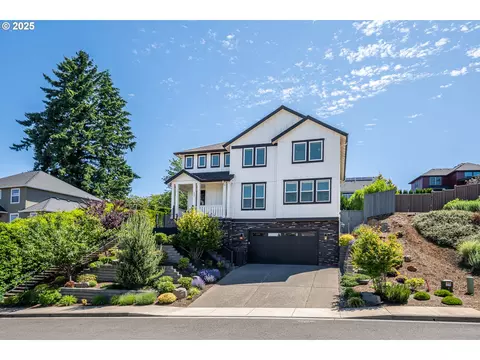 840 Chikamin Loop, Silverton, OR 97381