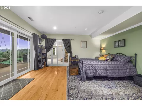 Bedroom - 44174 SE Pagh Rd, Sandy, OR 97055 photo 2 of 3