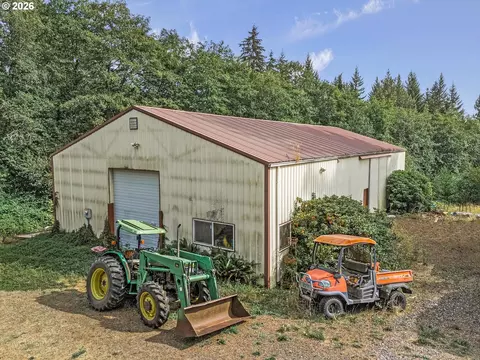 Exterior - 44174 SE Pagh Rd, Sandy, OR 97055 photo 10 of 10