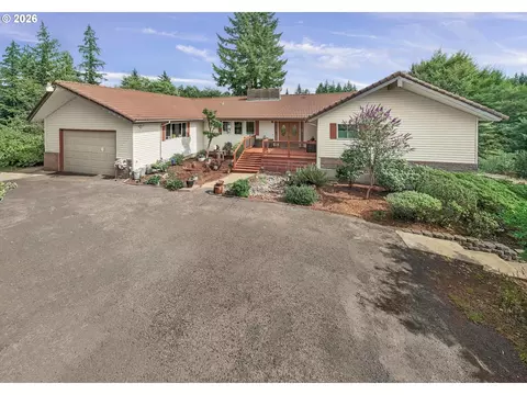 Exterior - 44174 SE Pagh Rd, Sandy, OR 97055 photo 2 of 10