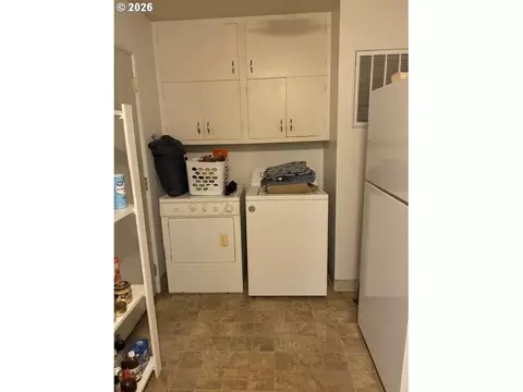 Other - 722 SW 28th St, Pendleton, OR 97801 photo 2 of 9