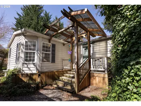 17720 Tupper Rd, Sandy, OR 97055