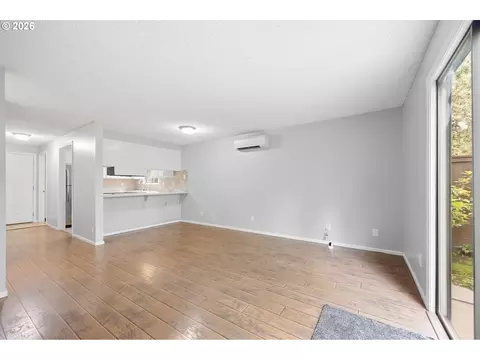 Living - 1359 City View St, Eugene, OR 97402 photo 1 of 4