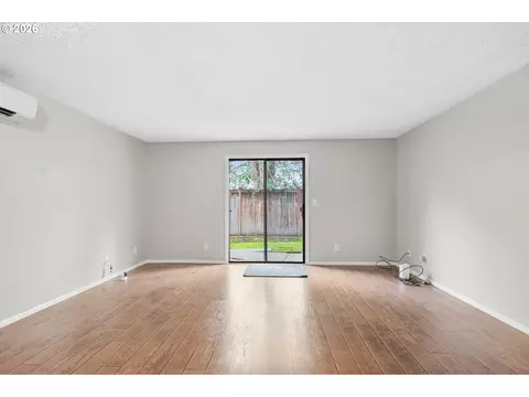 Living - 1359 City View St, Eugene, OR 97402 photo 4 of 4