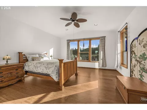 Bedroom - 52135 E Terra Fern Dr, Sandy, OR 97055 photo 1 of 1