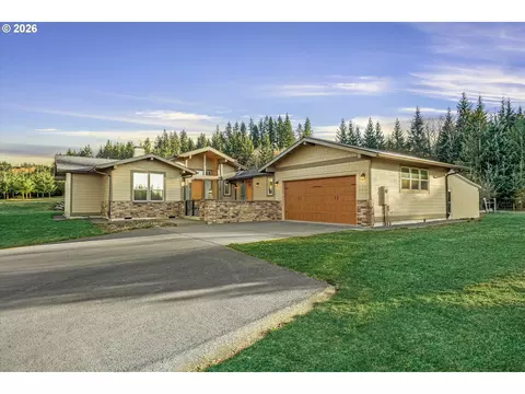 Exterior - 52135 E Terra Fern Dr, Sandy, OR 97055 photo 2 of 10
