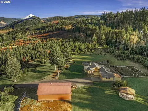View/Area - 52135 E Terra Fern Dr, Sandy, OR 97055 photo 1 of 1