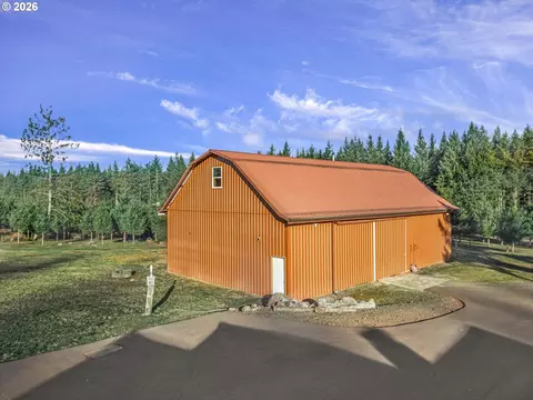 Exterior - 52135 E Terra Fern Dr, Sandy, OR 97055 photo 5 of 10