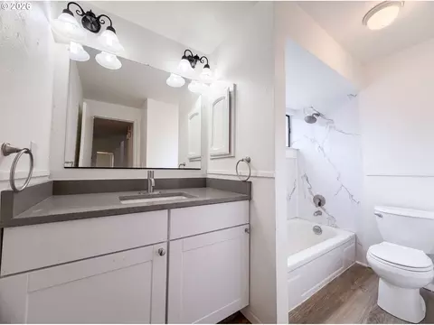 Bath - 3755 SW 4th St, Gresham, OR 97030 photo 3 of 3