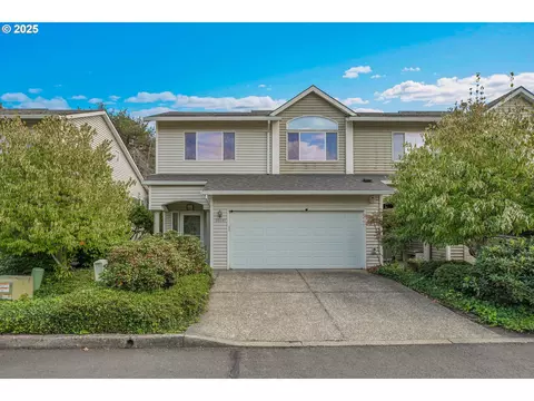 20147 NE Halsey St, Fairview, OR 97024