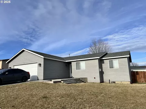 140 Tawny Ct, Stanfield, OR 97875