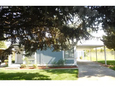 637 NW 8th Ave #5, Milton Freewater, OR 97862