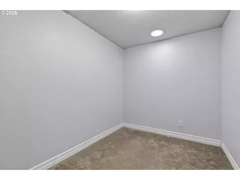 Bedroom - 1702 NE Hogan Dr, Gresham, OR 97030 photo 1 of 6