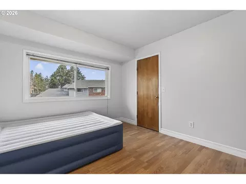 Bedroom - 1702 NE Hogan Dr, Gresham, OR 97030 photo 6 of 6